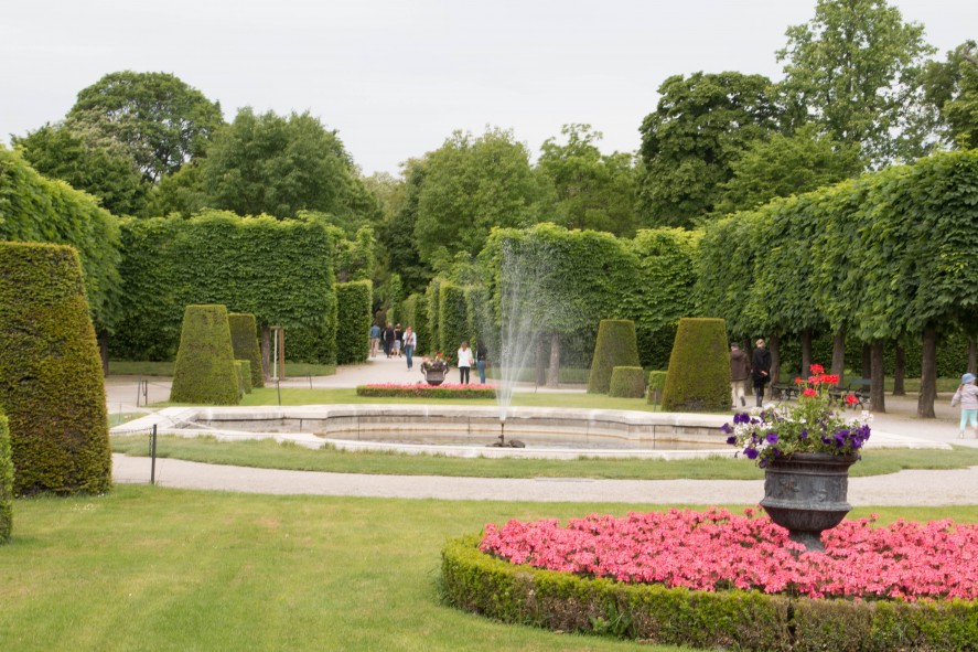 парк у дворца Шёнбрунн
