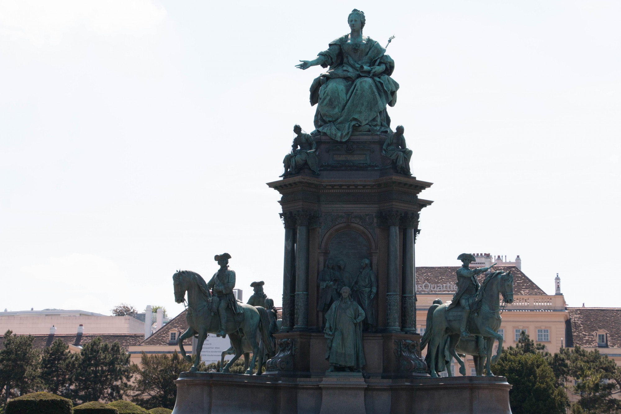 Памятник Марии Терезии в Вене